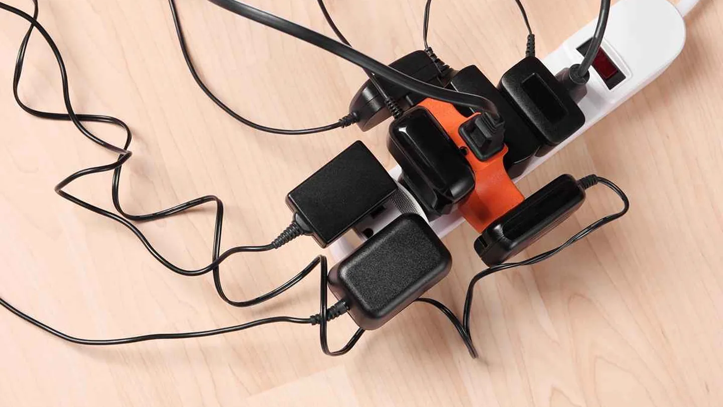 Bollette più basse subito: il vero “grosso buco” di energia in casa e il metodo semplice per limitarlo