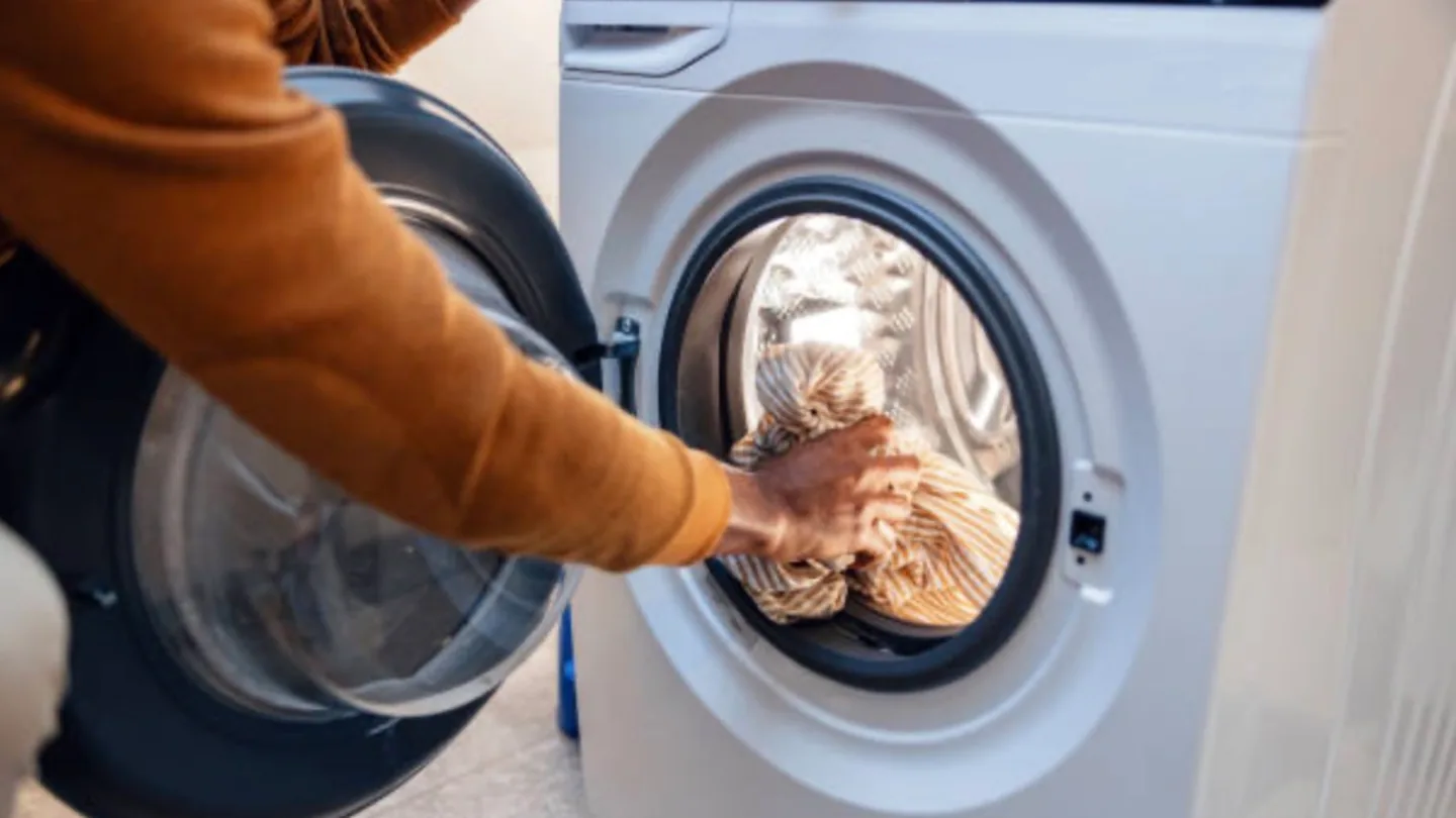 Lenzuola sempre fresche: la semplice regola degli esperti per sapere ogni quanto lavarle