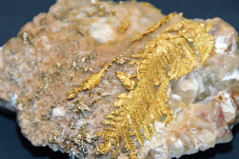 Pepite d’oro nei filoni di quarzo: il sorprendente effetto dei terremoti spiegato dalla scienza