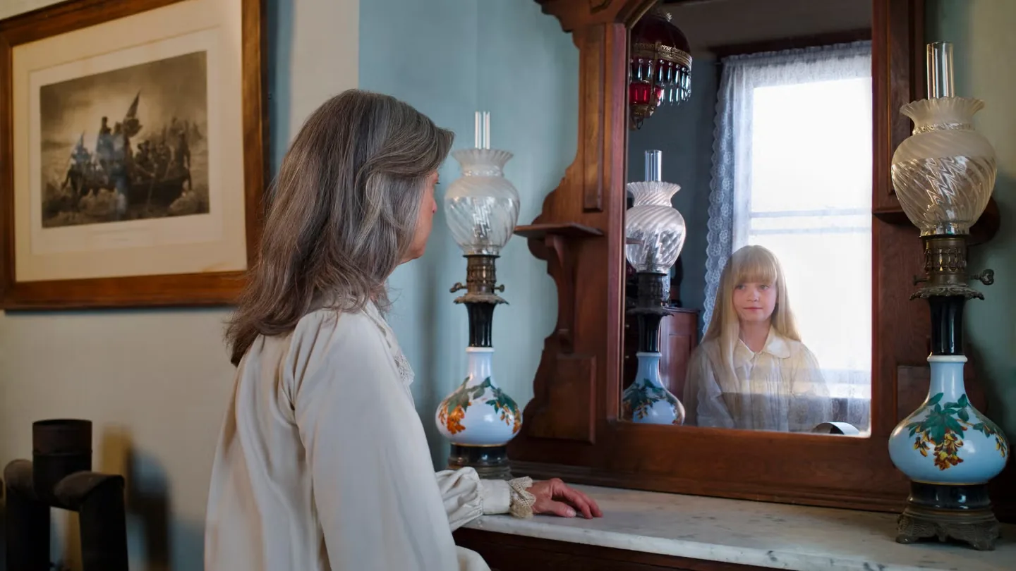 Ricordare l’infanzia più vividamente grazie a un’illusione: il metodo che “ringiovanisce” la memoria