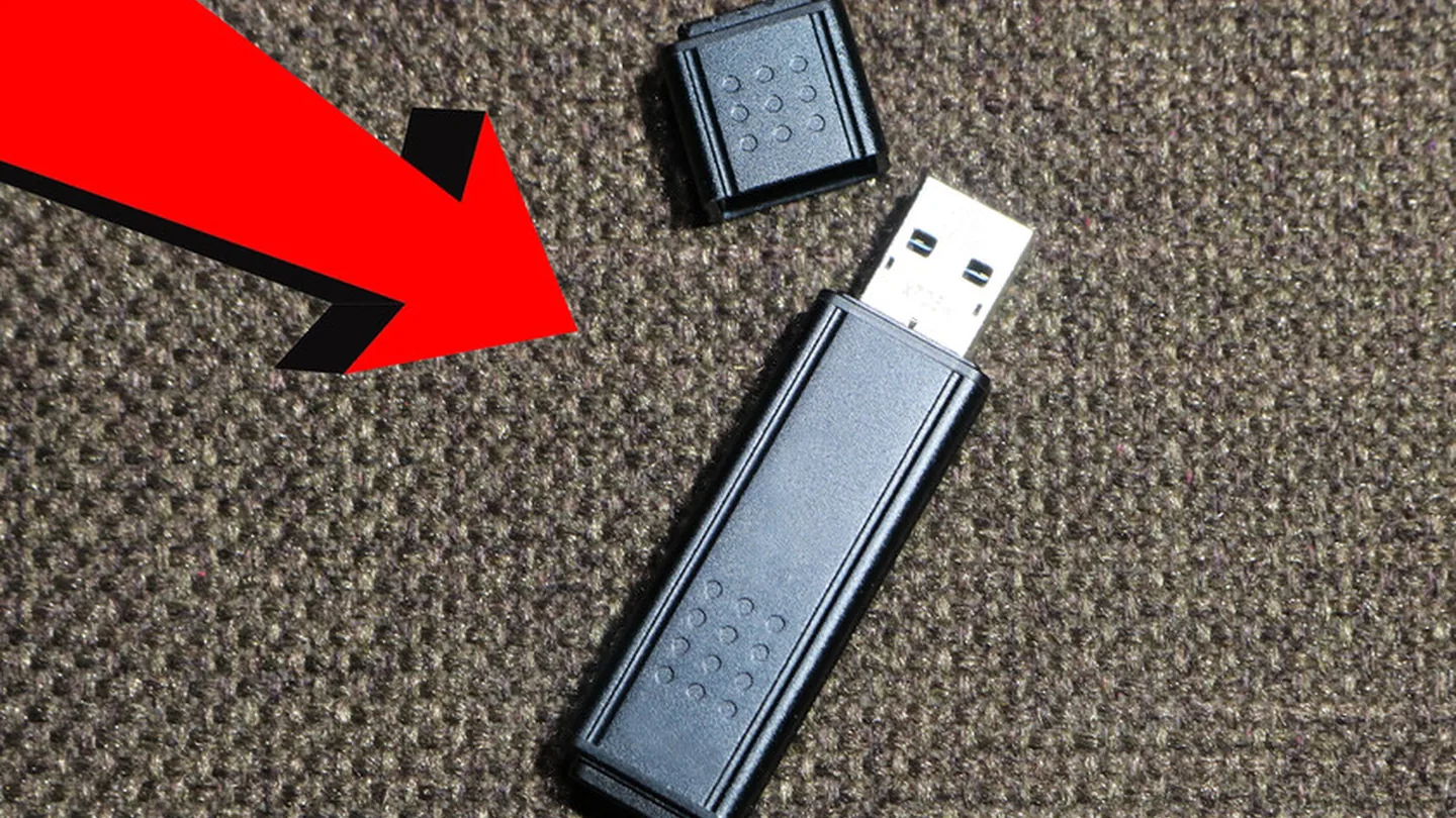 Vecchia chiavetta USB piena? Il trucco semplice per trasformarla in un piccolo tesoro utile